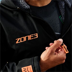 2024 Zone3 Recycelter Parka Zum Wechseln Robe CW23URPC - Black / Grey / Orange